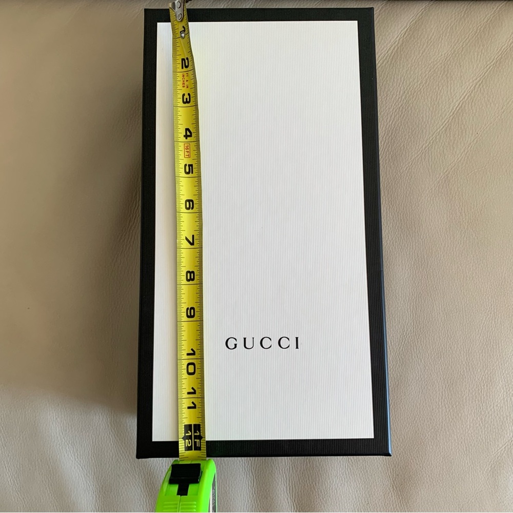 Authentic Gucci Empty Shoe Box Gift Box Black White Made in Italy w Tissue Paper - Picture 2 of 12